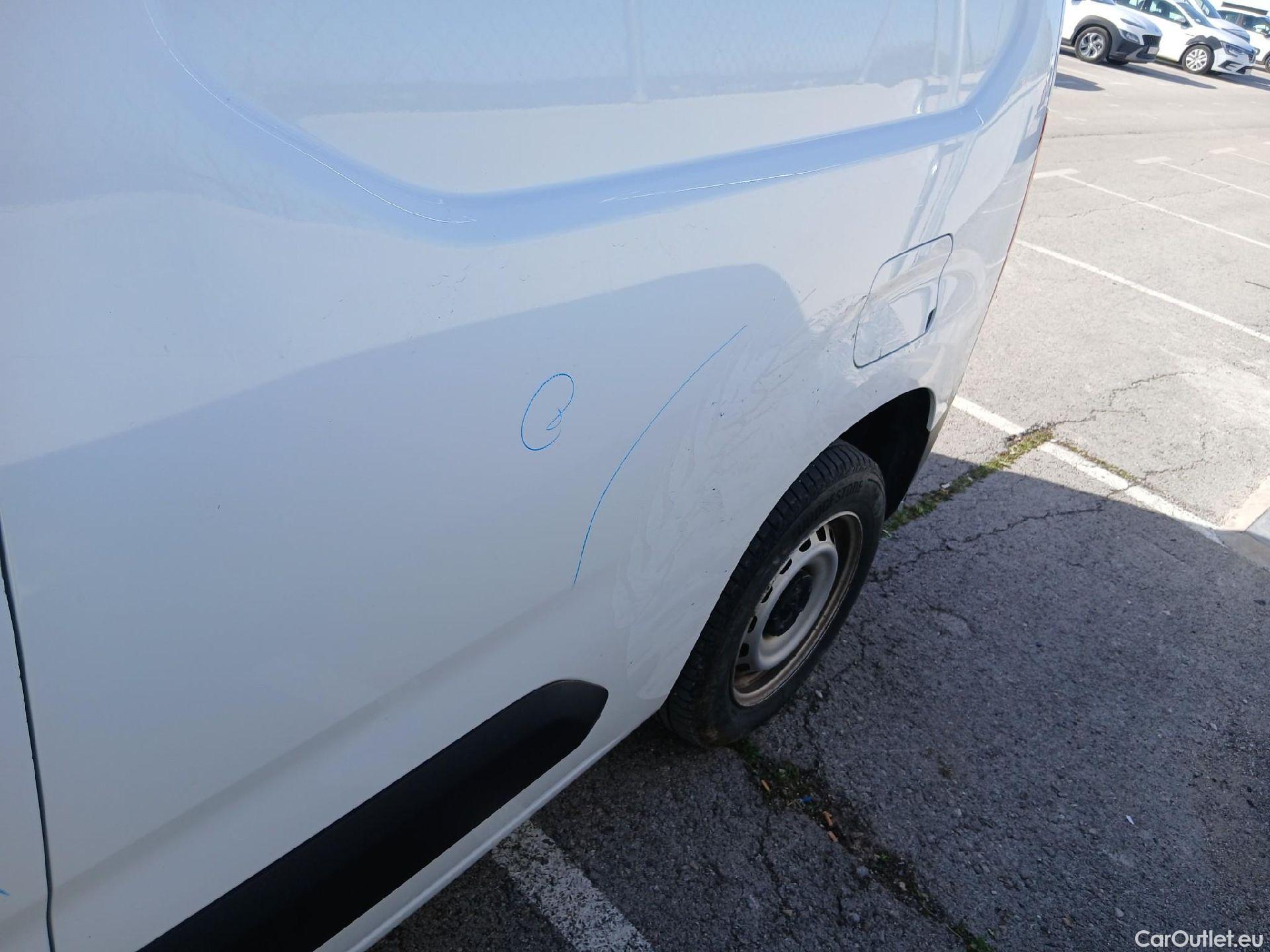  Peugeot  Partner PEUGEOT  / 2018 / 4P / furgón derivado de turismo Premium Standard 600kg BlueHDi 73kW (AC) #14