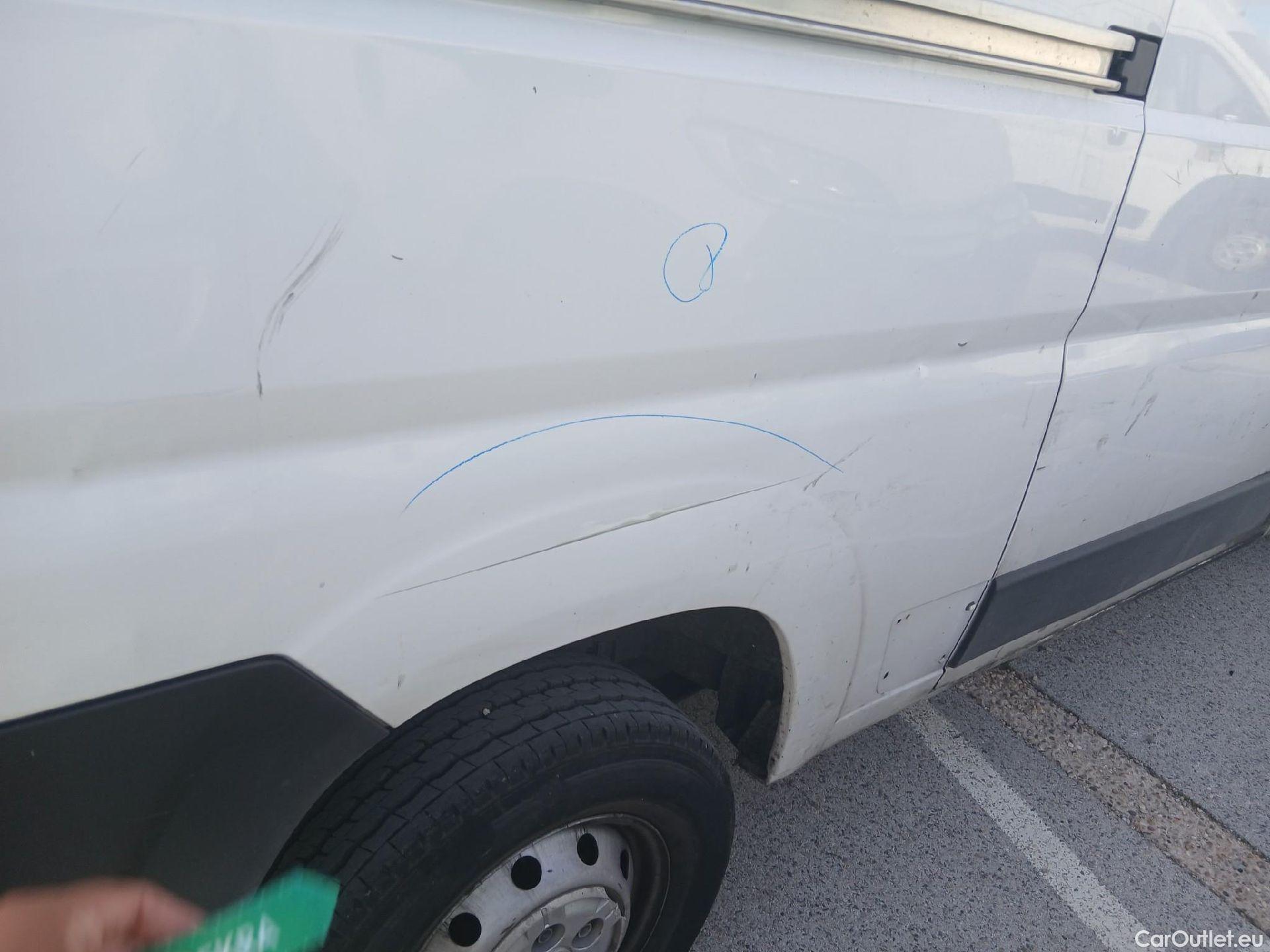  Fiat  Ducato FIAT  / 2014 / 4P / furgón Furgón 35 Medio 100kW Natural Power #55