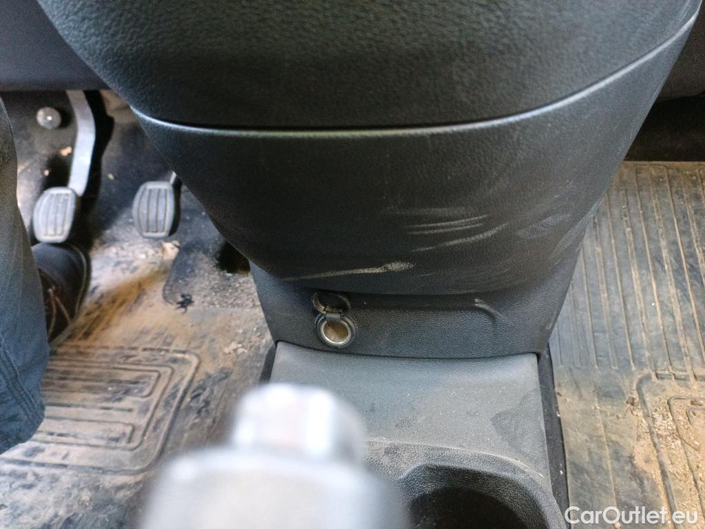  Toyota  Proace TOYOTA  City / 2020 / 4P / combi 1.5D 75kW (100CV) GX L1 #13