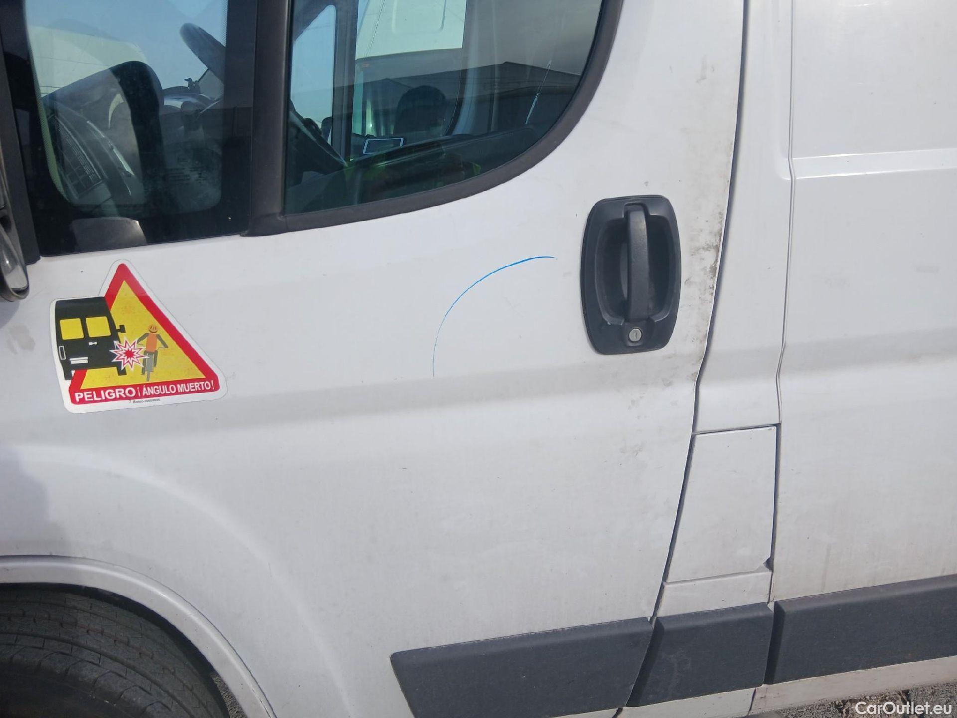  Fiat  Ducato FIAT  / 2014 / 4P / furgón Furgón 35 Medio 100kW Natural Power #29