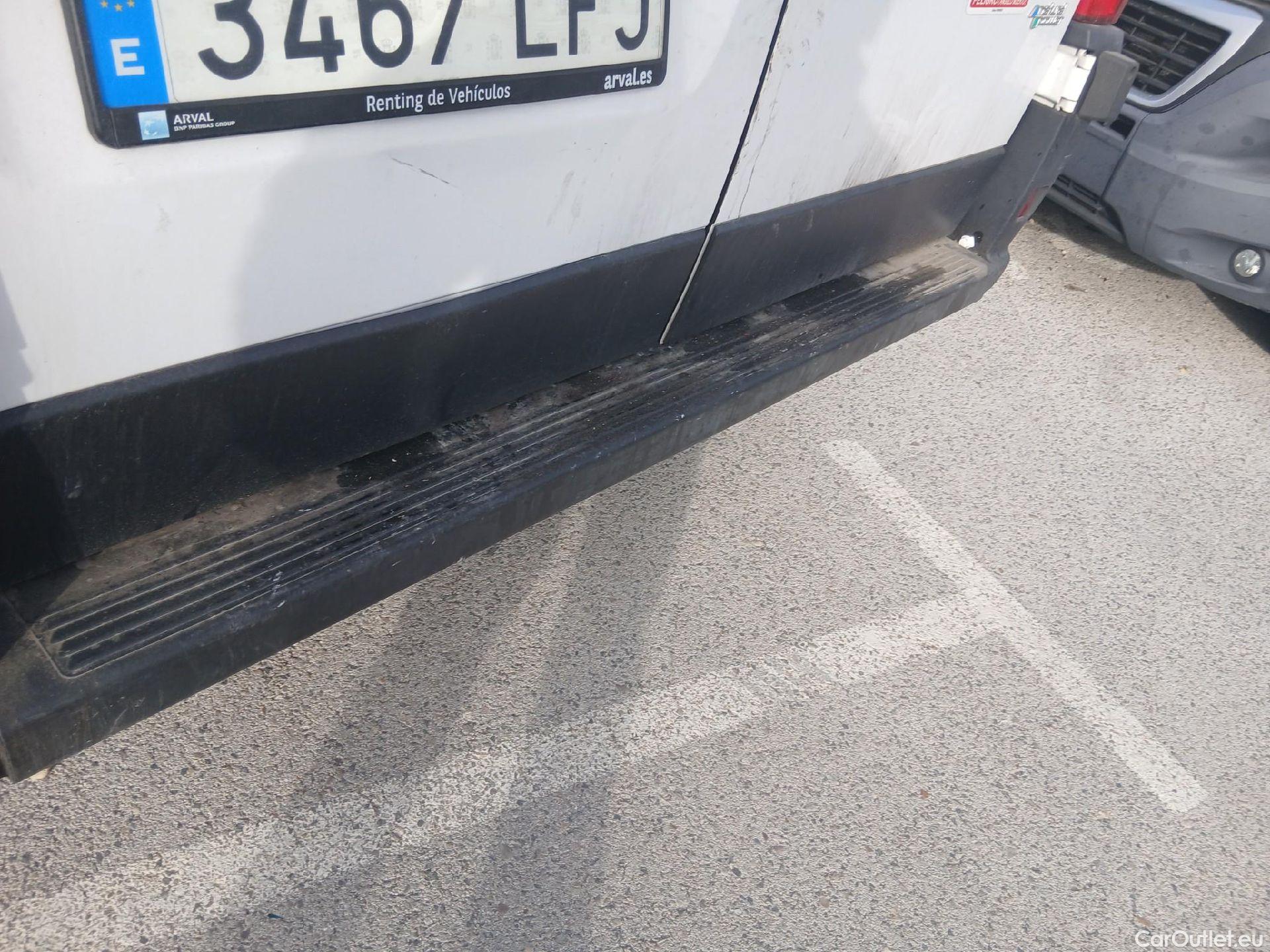  Fiat  Ducato FIAT  / 2014 / 4P / furgón Furgón 35 Medio 100kW Natural Power #45