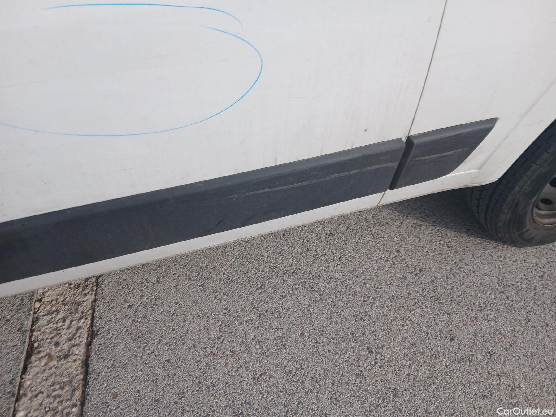  Fiat  Ducato FIAT  / 2014 / 4P / furgón Furgón 35 Medio 100kW Natural Power #33