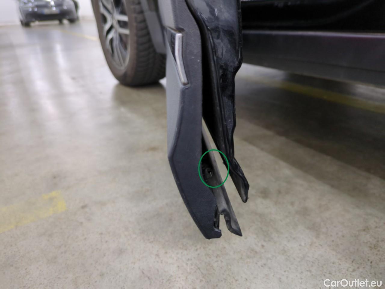  Mercedes  GLA MERCEDES-BENZ  / 2020 / 5P / SUV  250 e PROGRESSIVE LINE DCT #13