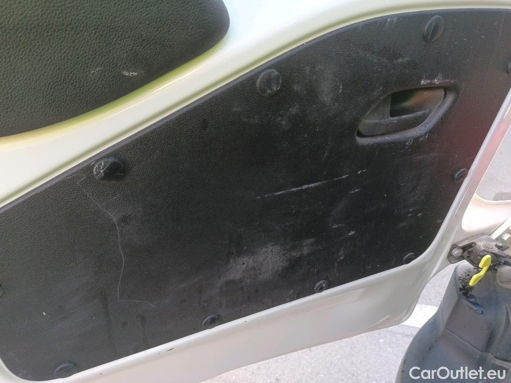  Toyota  Proace TOYOTA  City / 2020 / 4P / combi 1.5D 75kW (100CV) GX L1 #26