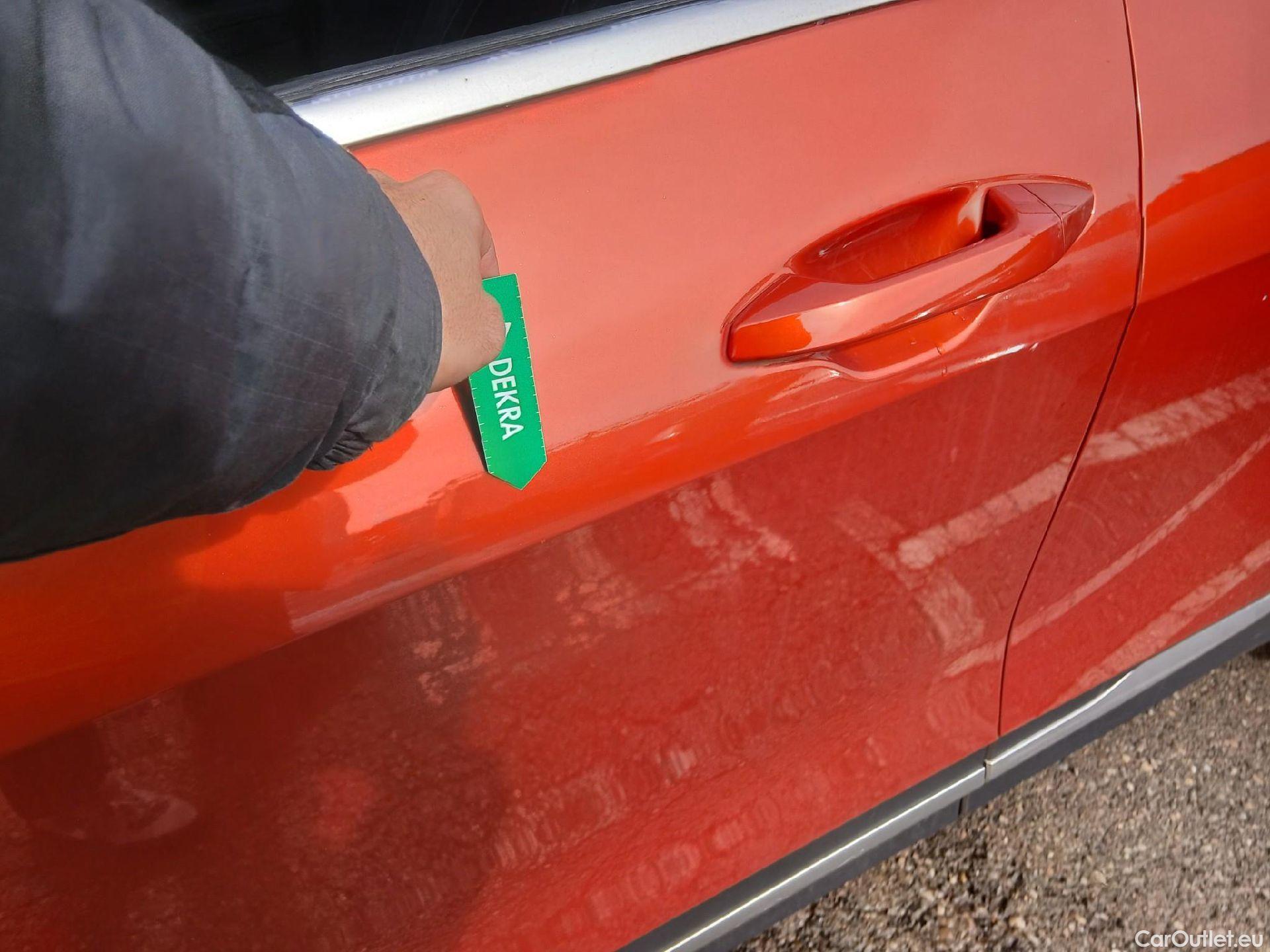  KIA  Sportage KIA  / 2022 / 5P / todoterreno 1.6 T-GDi MHEV 112kW (150CV) Drive 4X2 #9