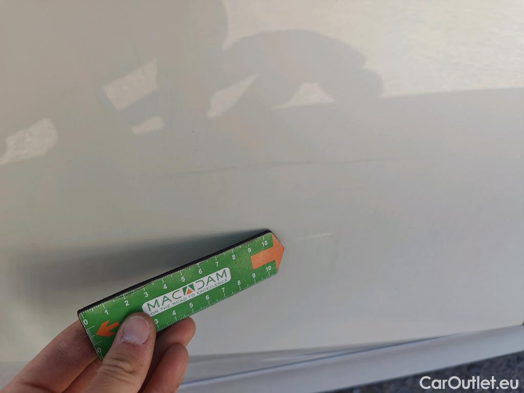  Bmw  Serie 3 BMW  / 2018 / 4P / sedán 320d Auto. #10