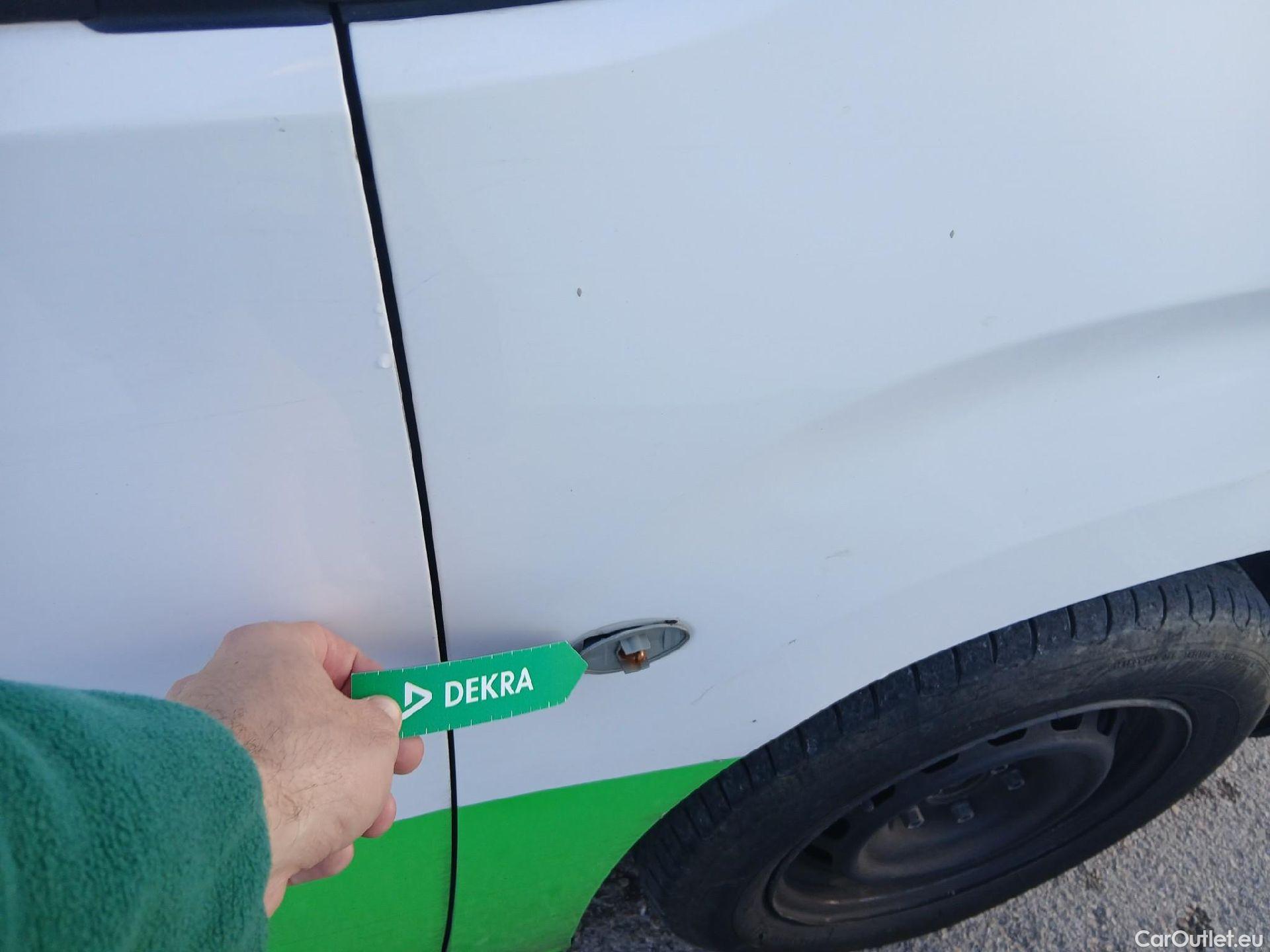  Toyota  Proace TOYOTA  City/2020/4P/furgón derivado de turismo 1.5D 75kW (100CV) GX 650kg Media #49