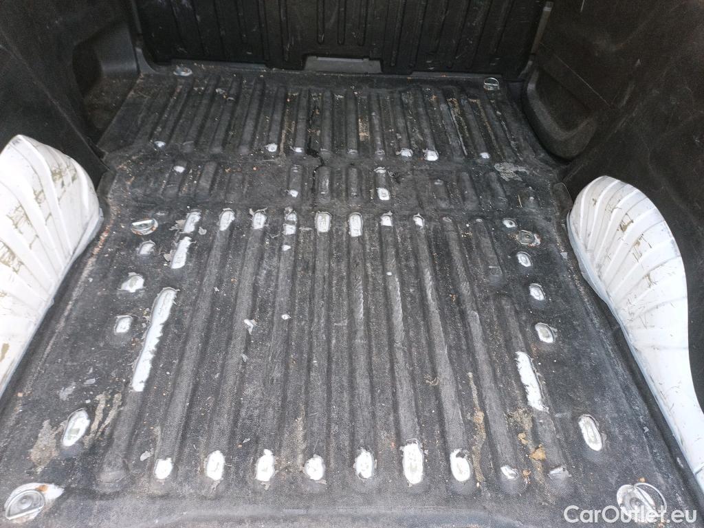  Peugeot  Partner PEUGEOT  / 2018 / 3P / furgón derivado de turismo Pro Standard 600kg BlueHDi 73kW (AC) #1