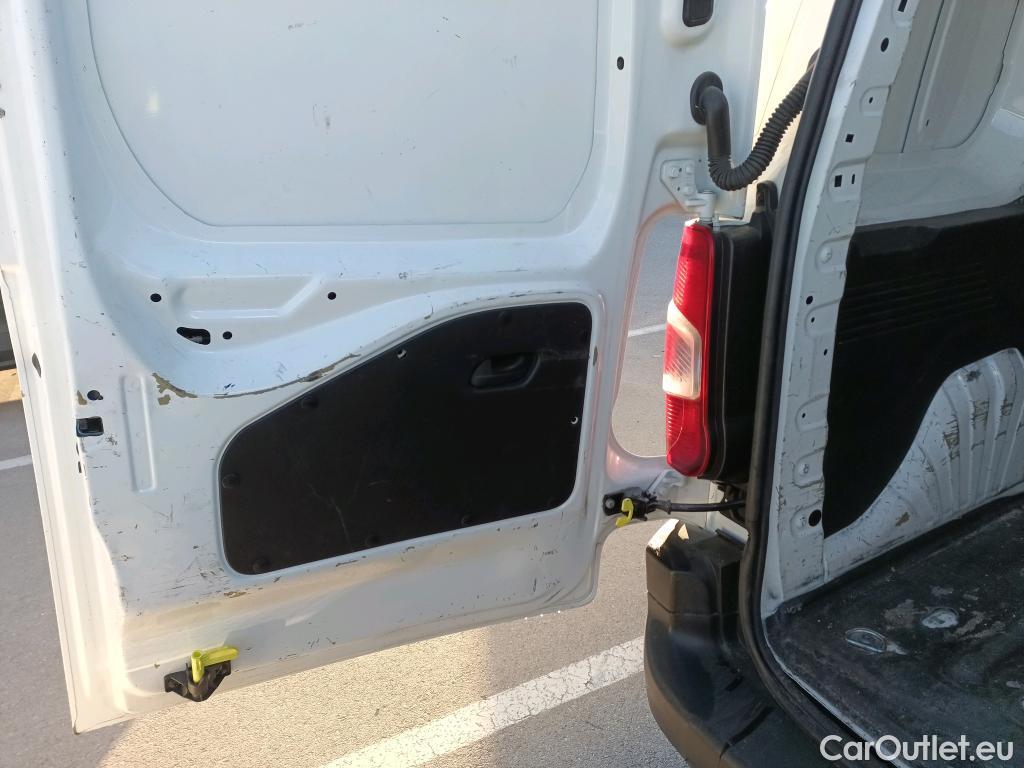  Peugeot  Partner PEUGEOT  / 2018 / 3P / furgón derivado de turismo Pro Standard 600kg BlueHDi 73kW (AC) #10