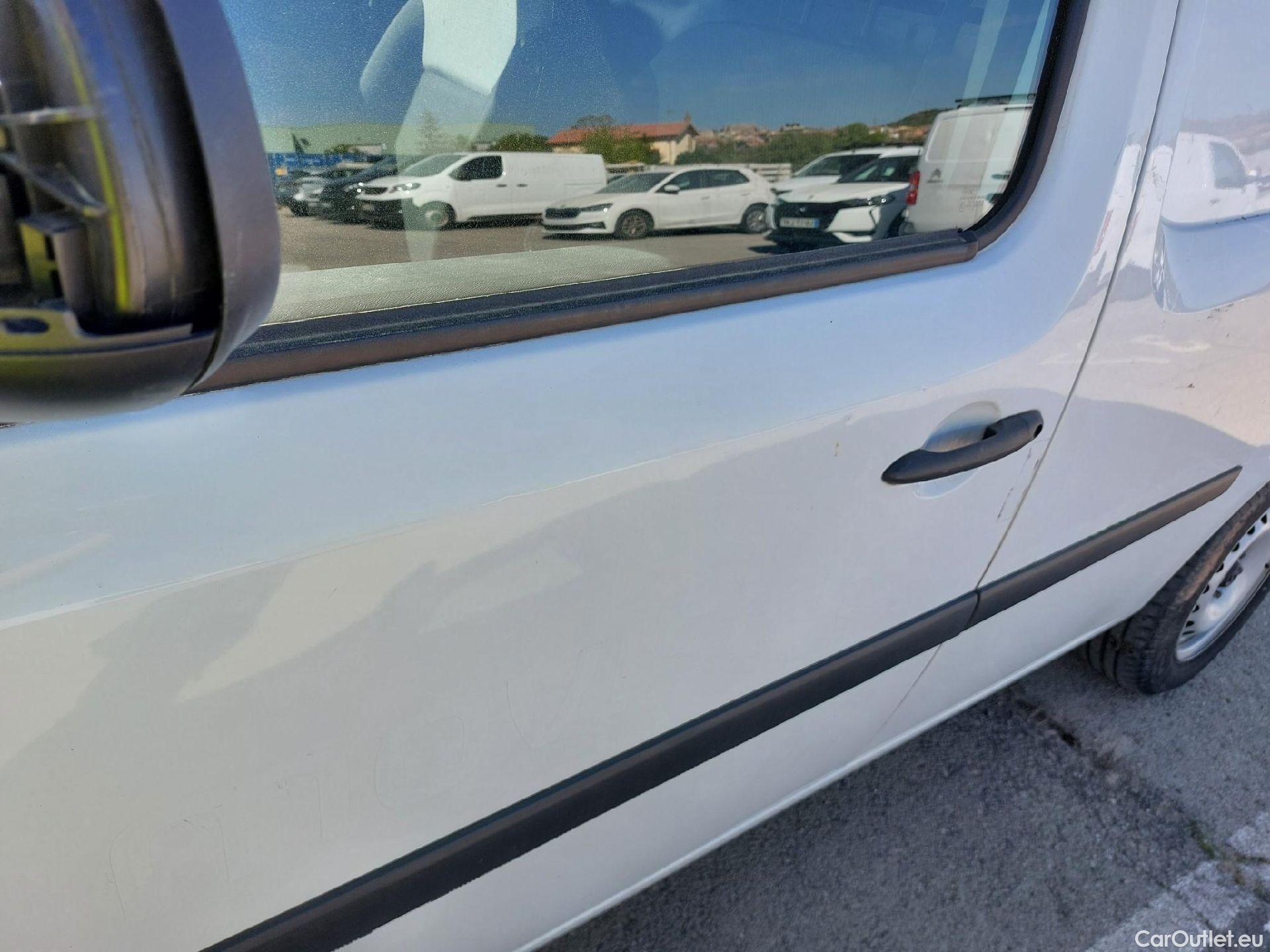  Renault  Kangoo RENAULT  Furgón/2013/3P/furgón derivado de turismo Profesional dCi 55 kW (75 CV) #5