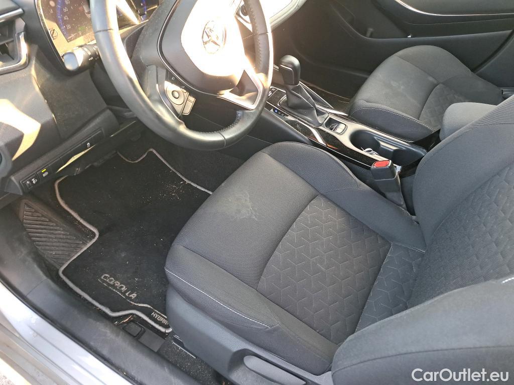  Toyota  Corolla TOYOTA  / 2019 / 5P / familiar 1.8 125H ACTIVE TECH E-CVT TOU SPORT #23