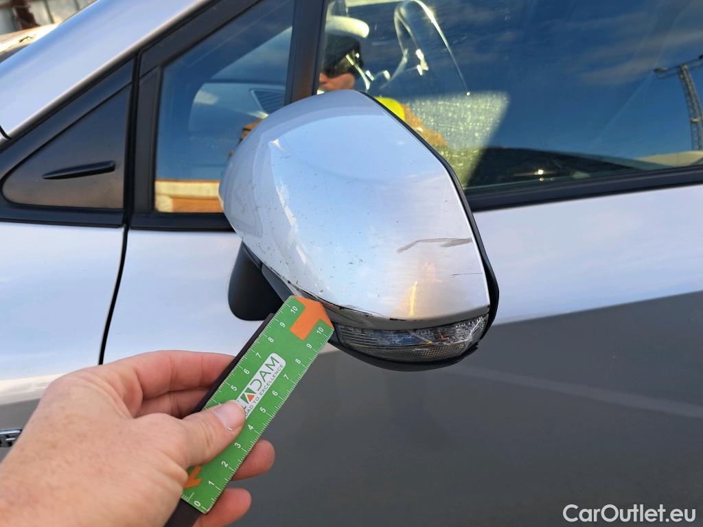  Toyota  Corolla TOYOTA  / 2019 / 5P / familiar 1.8 125H ACTIVE TECH E-CVT TOU SPORT #31