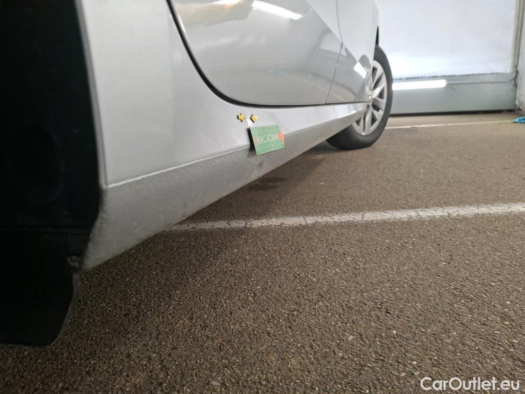  Skoda  Fabia  Ambition 1.0 MPI 80CV BVM5 E6d #19