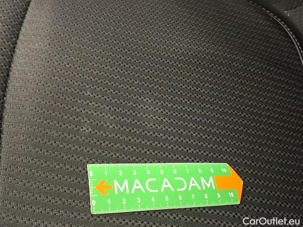  Renault  Megane  IV Berline 5 ptes. Techno 1.5 dCi 115CV BVA7 E6d #19