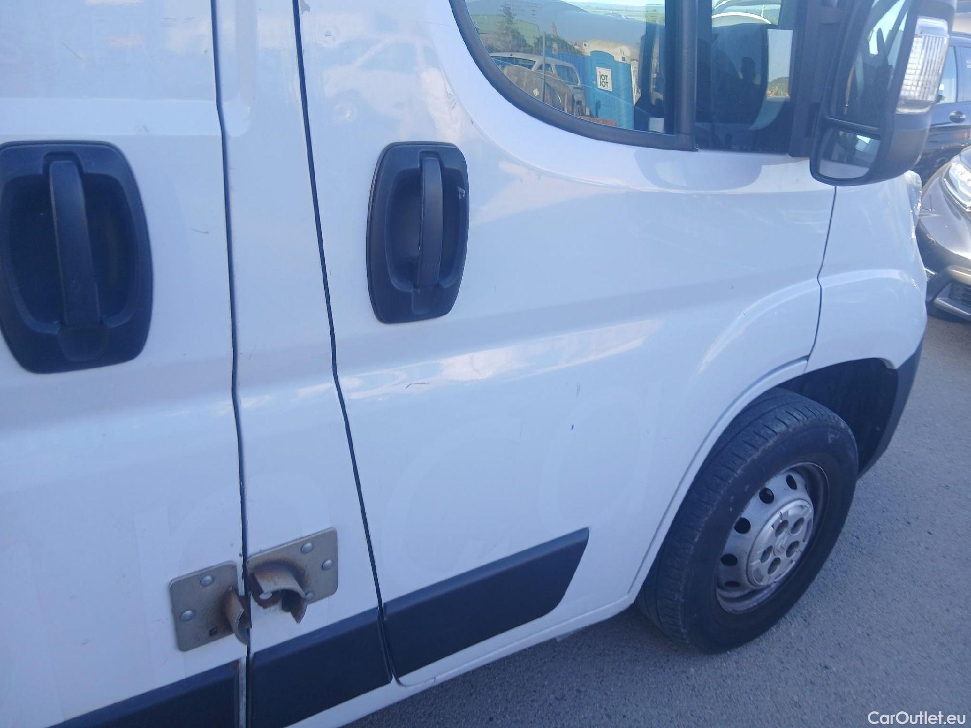  Citroen  Jumper CITROEN  / 2014 / 4P / furgón BlueHDi 88KW (120CV) Furgón 35L2H2 #33