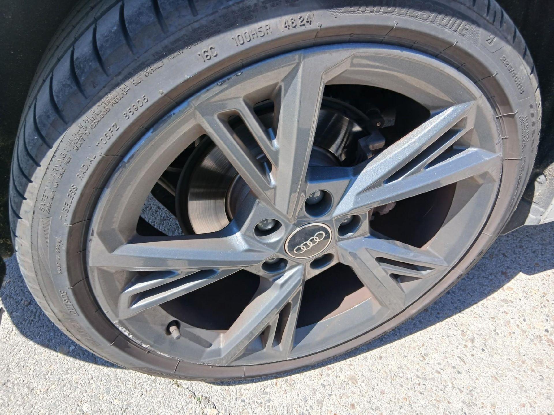  Audi  A3 AUDI  / 2020 / 5P / berlina con portón Sportback S line 35 TFSI 110kW S tronic #18