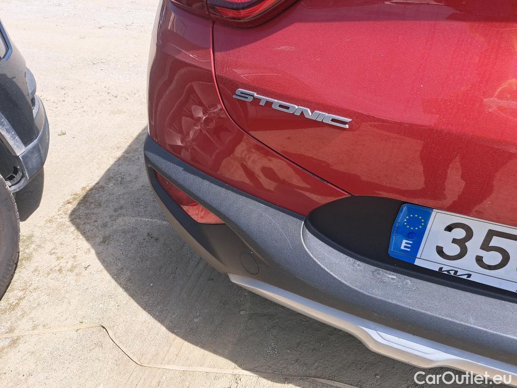  KIA  STONIC KIA  / 2017 / 5P / todoterreno 1.2 DPi 62kW (84CV) Concept #19