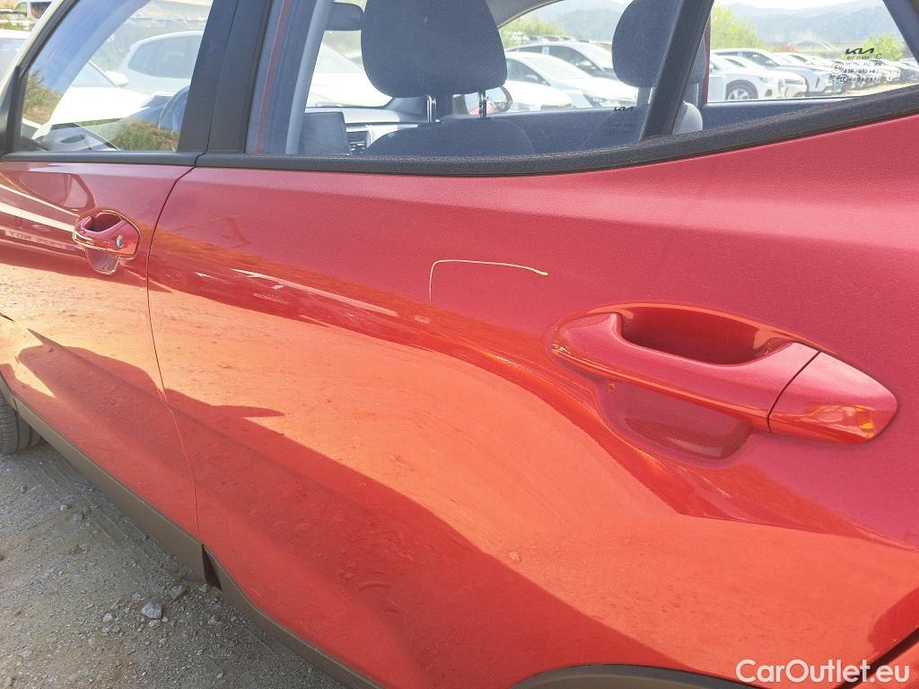  KIA  STONIC KIA  / 2017 / 5P / todoterreno 1.2 DPi 62kW (84CV) Concept #11