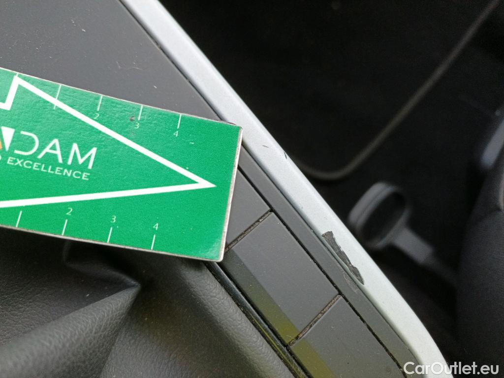  Seat  Arona SEAT  / 2017 / 5P / todoterreno 1.0 TSI 81kW (110CV) Style Plus (AC) #6