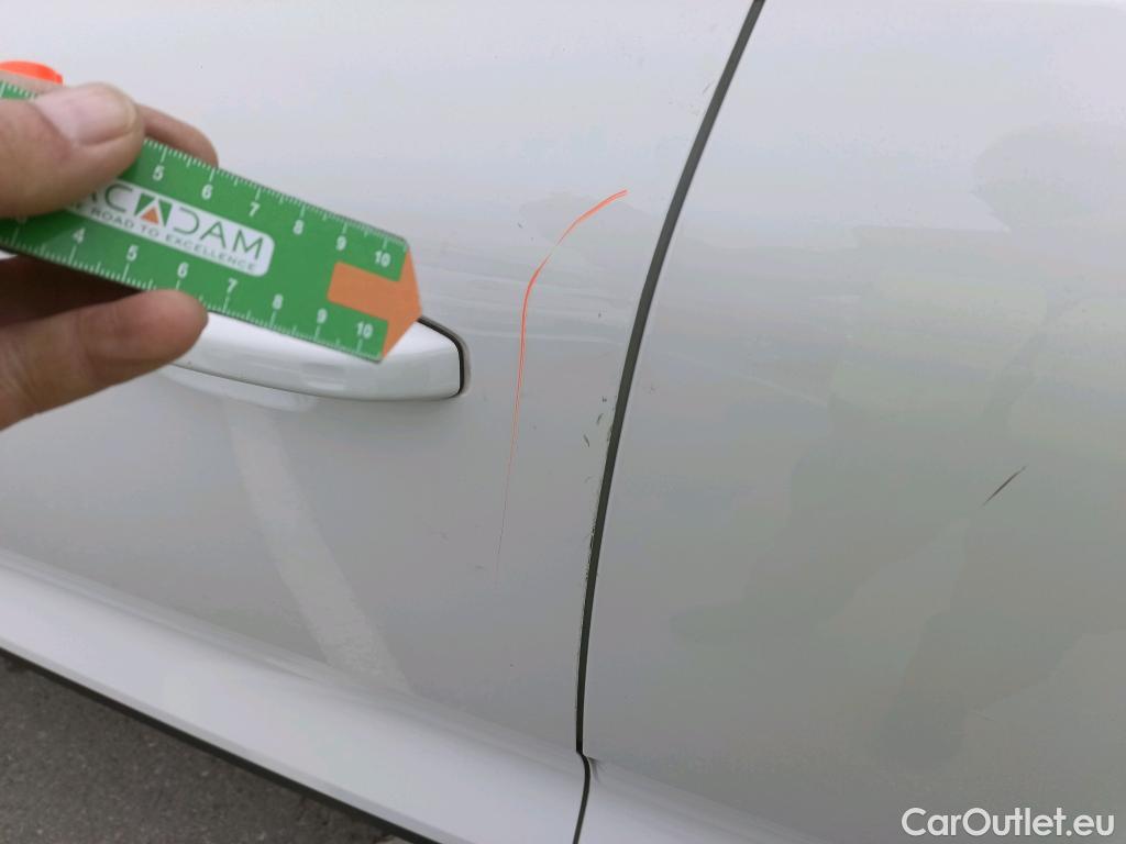  Volvo  XC 40 VOLVO XC40 / 2017 / 5P / todoterreno 1.5 T4 Twin Recharge Inscription Ex Auto #9