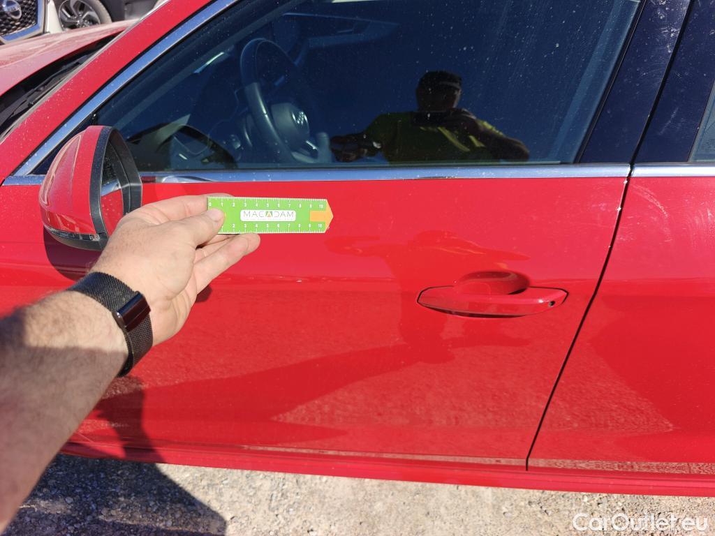  Audi  A4 AUDI  / 2019 / 4P / sedán Advanced 35 TDI 120kW (163CV) S tronic #3