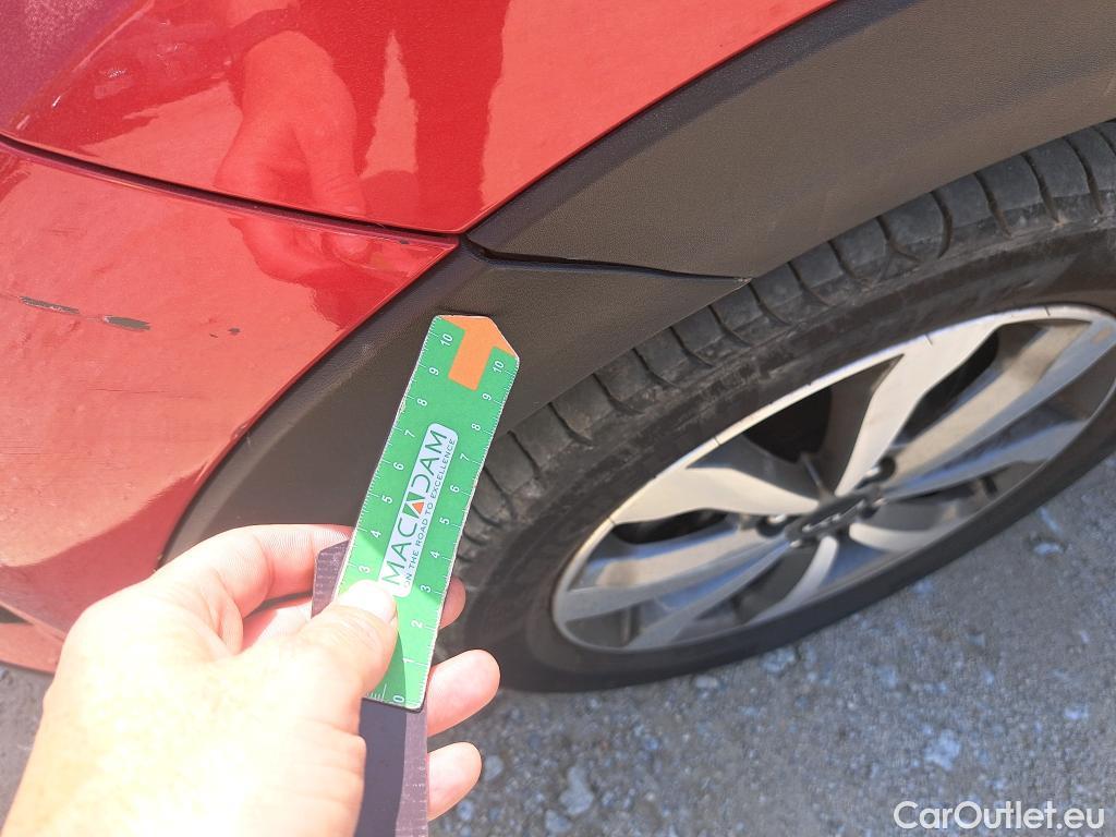  KIA  STONIC KIA  / 2017 / 5P / todoterreno 1.2 DPi 62kW (84CV) Concept #34