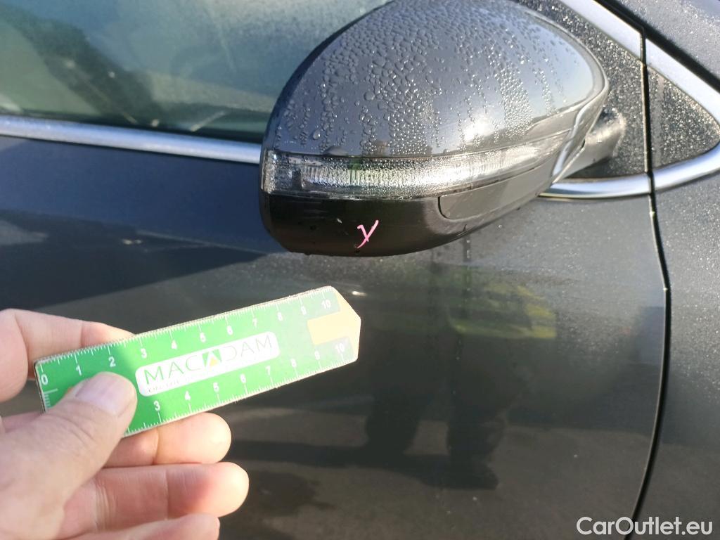  KIA  Sportage KIA  1.6MHEV Drive 100kW(136CV) 4x2(Crist Tintados)(CX) #29