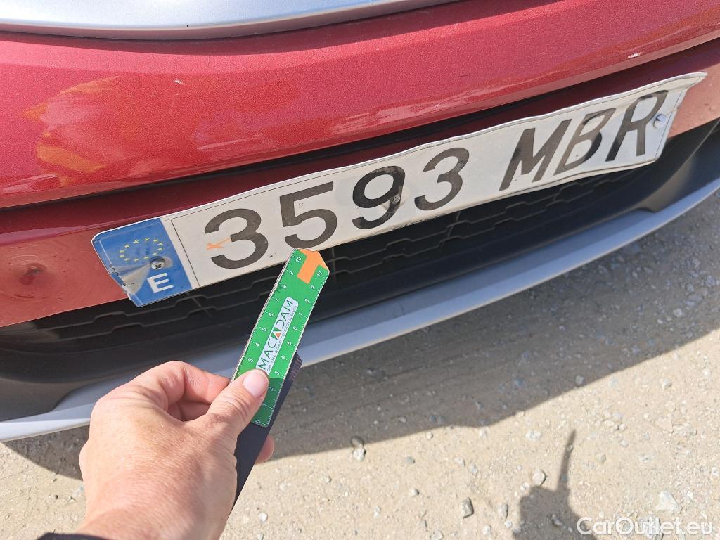  KIA  STONIC KIA  / 2017 / 5P / todoterreno 1.2 DPi 62kW (84CV) Concept #30