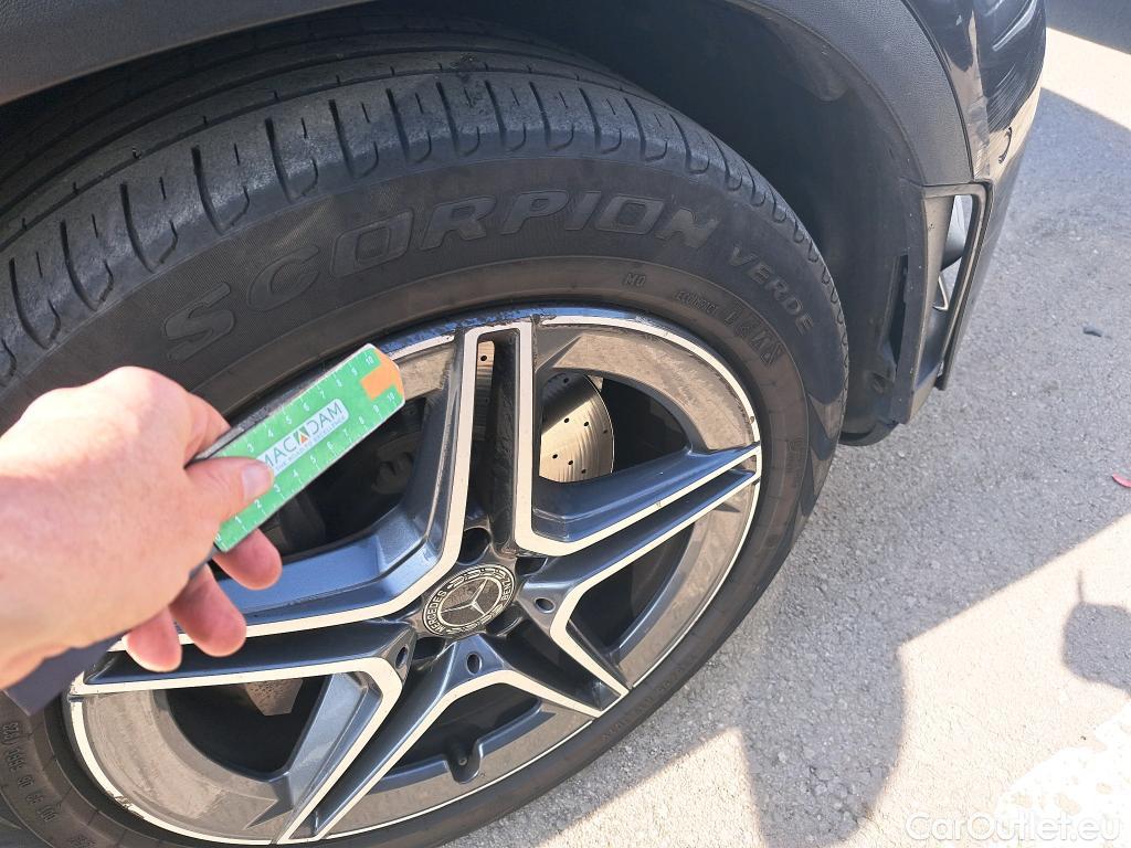  Mercedes  G-Klasee MERCEDES-BENZ Clase GLC / 2019 / 5P / todoterreno GLC 220 d 4MATIC #4