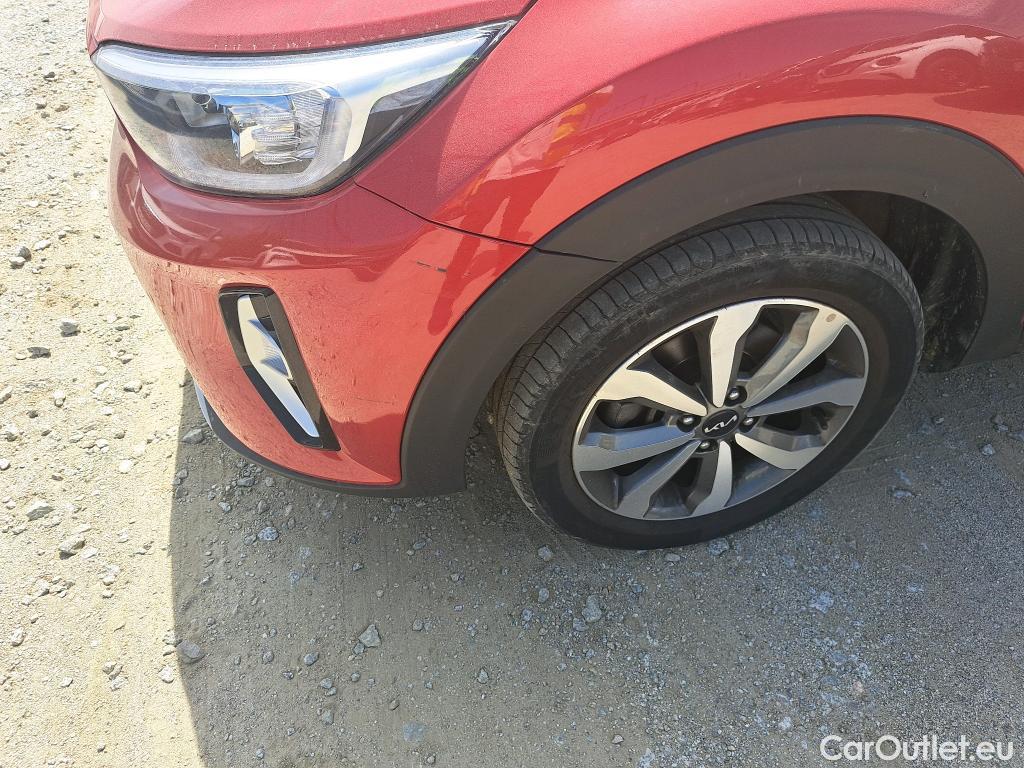  KIA  STONIC KIA  / 2017 / 5P / todoterreno 1.2 DPi 62kW (84CV) Concept #33