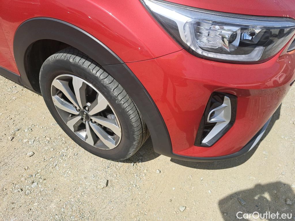  KIA  STONIC KIA  / 2017 / 5P / todoterreno 1.2 DPi 62kW (84CV) Concept #23