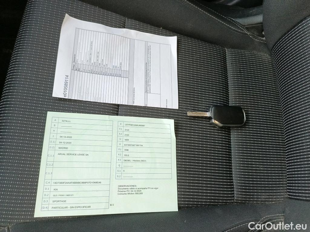  KIA  Sportage KIA  1.6MHEV Drive 100kW(136CV) 4x2(Crist Tintados)(CX) #1