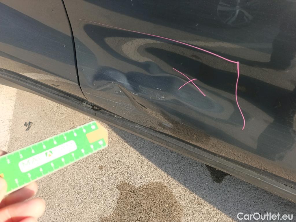  KIA  Sportage KIA  1.6MHEV Drive 100kW(136CV) 4x2(Crist Tintados)(CX) #5