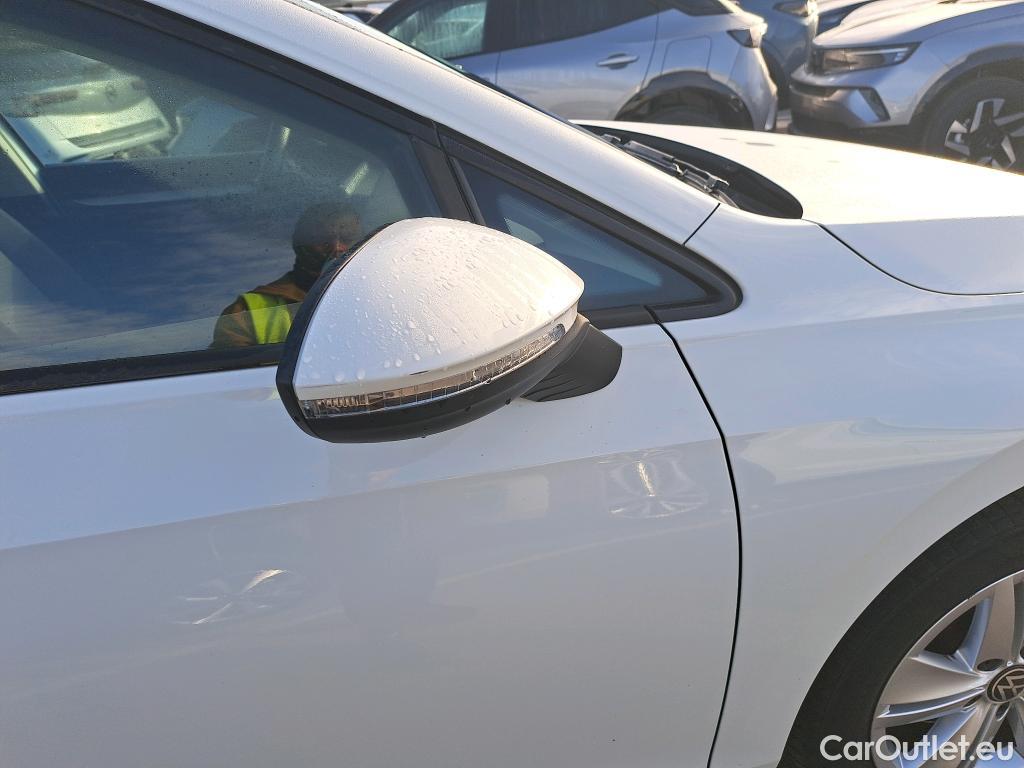  Volkswagen  Golf  VOLKSWAGEN / 2020 / 5P / berlina con portón 2.0 TDI 85kW (115CV) #28