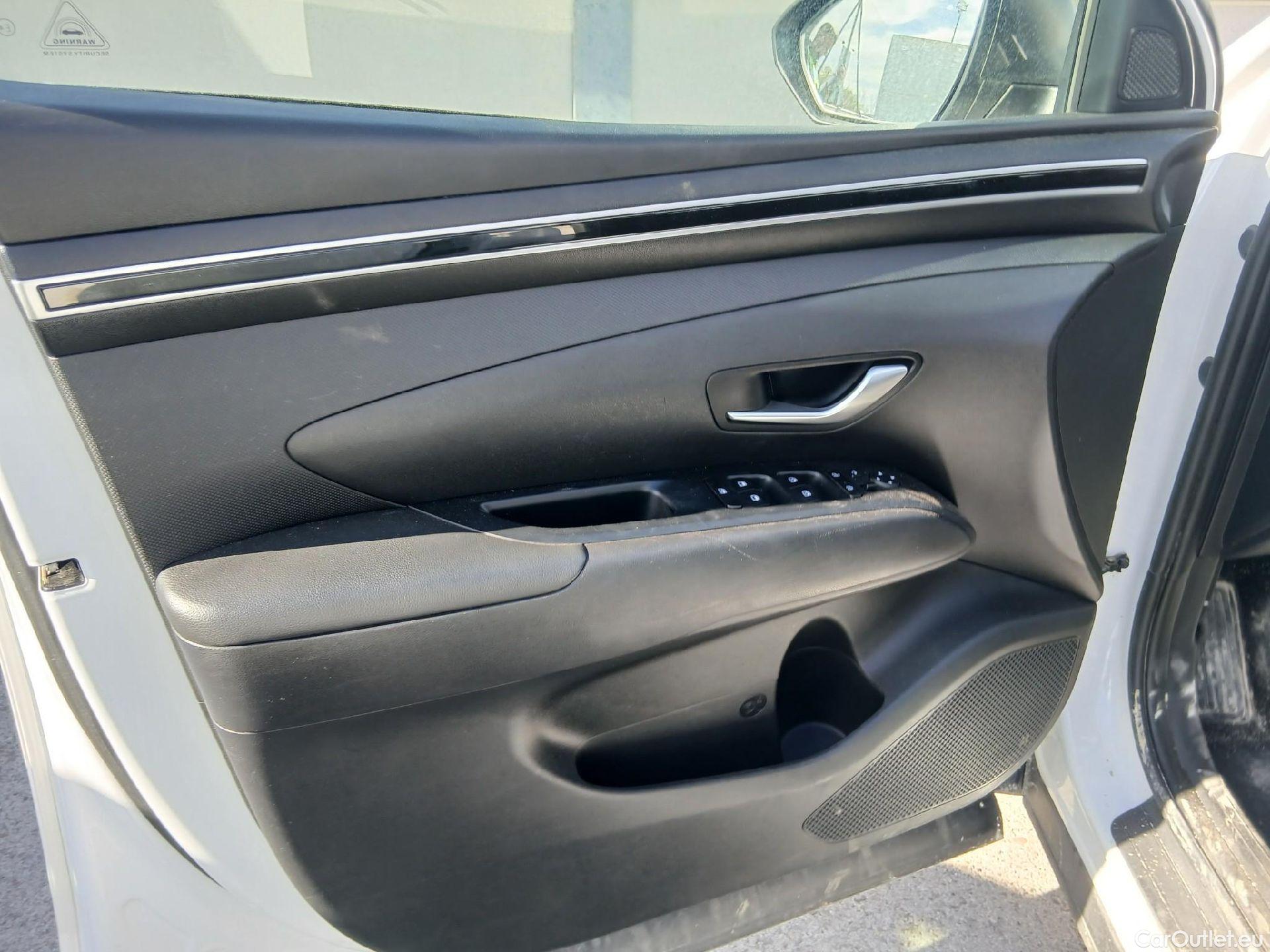  Hyundai  Tucson HYUNDAI  / 2020 / 5P / todoterreno 1.6 CRDI 100kW (136CV) 48V Maxx DCT 4x4 #30