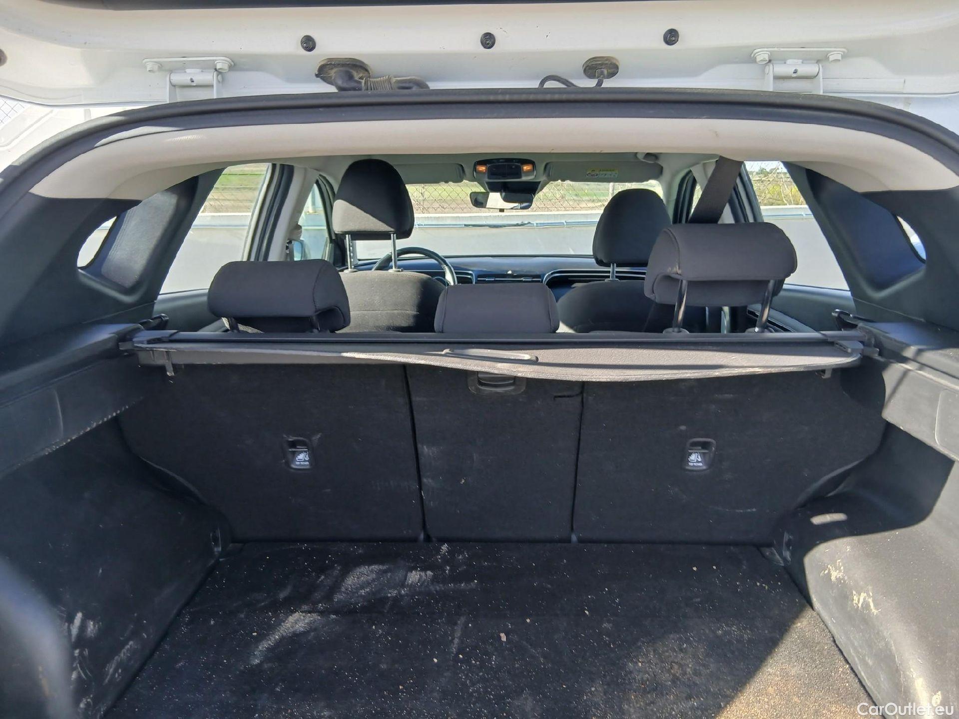  Hyundai  Tucson HYUNDAI  / 2020 / 5P / todoterreno 1.6 CRDI 100kW (136CV) 48V Maxx DCT 4x4 #41