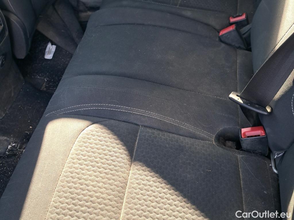  Ford  Kuga FORD  / 2016 / 5P / todoterreno 1.5 EcoBoost 88kW 4x2 Trend+ (CX) #27