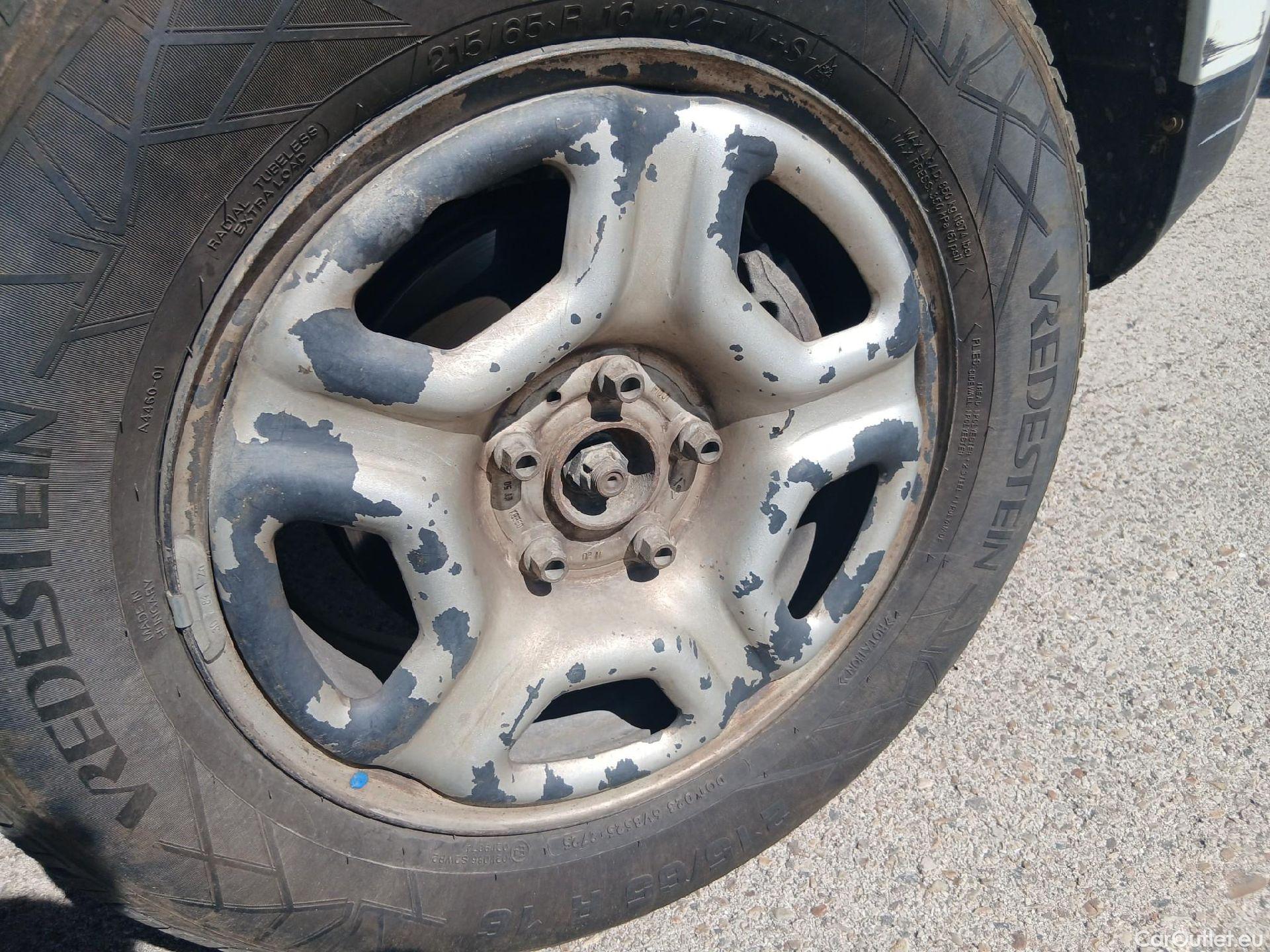  Dacia  Duster DACIA  / 2018 / 5P / todoterreno Comfort Blue dCi 85kW (115CV) 4X4 #50