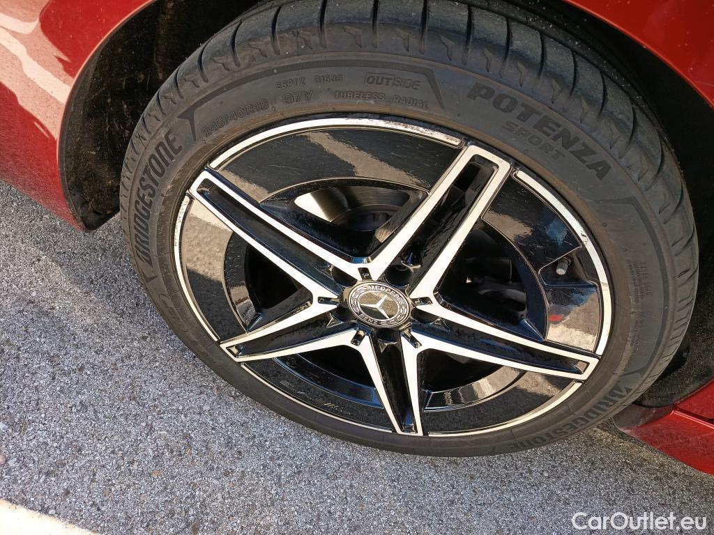  Mercedes  C-Klasse MERCEDES-BENZ Clase C / 2021 / 4P / sedán C 220 d 4MATIC #7