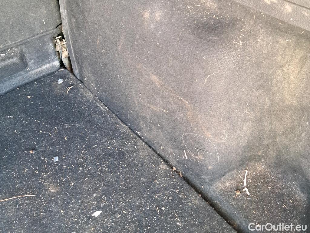  Ford  Kuga FORD  / 2016 / 5P / todoterreno 1.5 EcoBoost 88kW 4x2 Trend+ (CX) #26