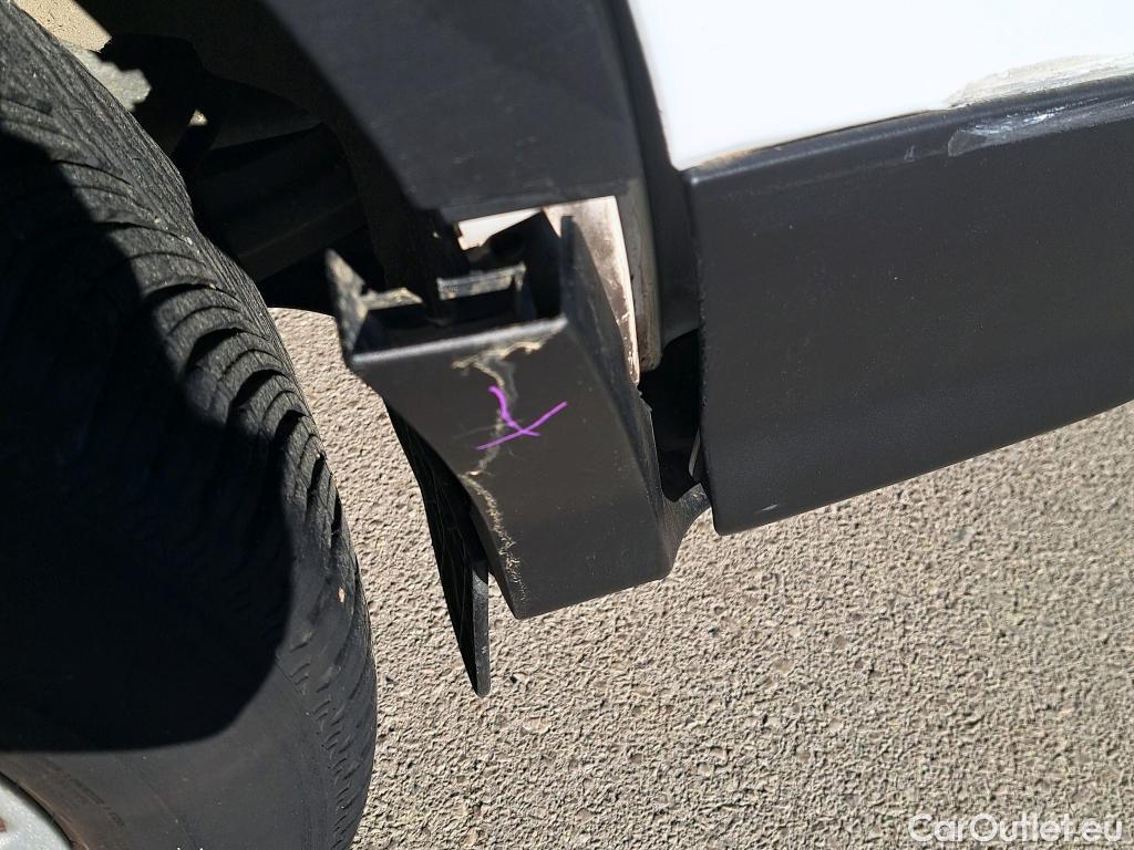  Ford  Kuga FORD  / 2016 / 5P / todoterreno 1.5 EcoBoost 88kW 4x2 Trend+ (CX) #6