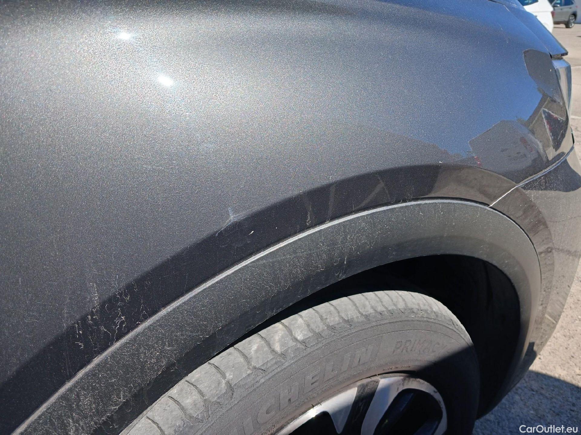  DS  DS7 DS DS 7 Crossback / 2017 / 5P / todoterreno BlueHDi DE 96kW (130CV) Auto. BASTILLE (AC2) #28