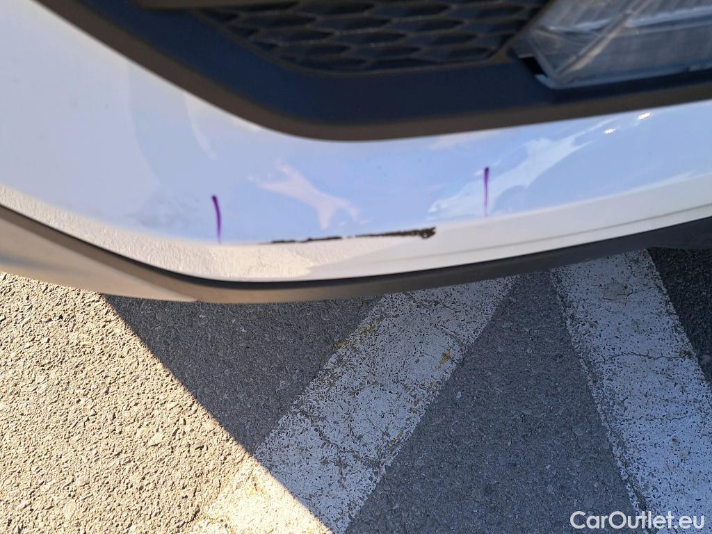  Ford  Kuga FORD  / 2016 / 5P / todoterreno 1.5 EcoBoost 88kW 4x2 Trend+ (CX) #39