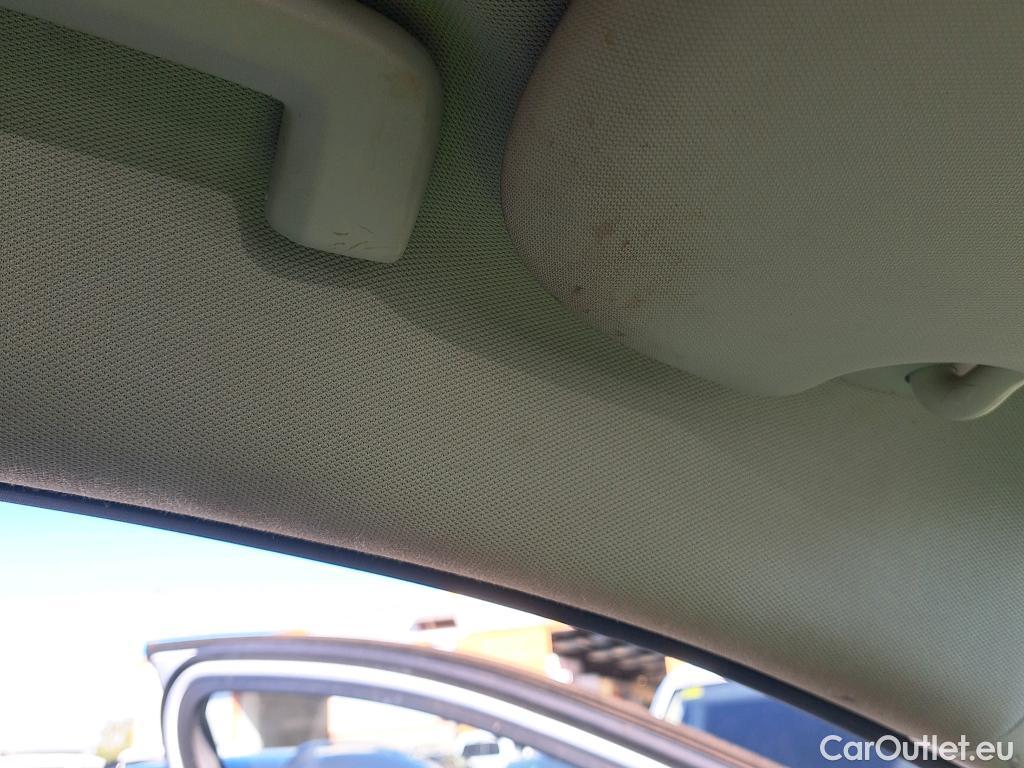  Ford  Kuga FORD  / 2016 / 5P / todoterreno 1.5 EcoBoost 88kW 4x2 Trend+ (CX) #15