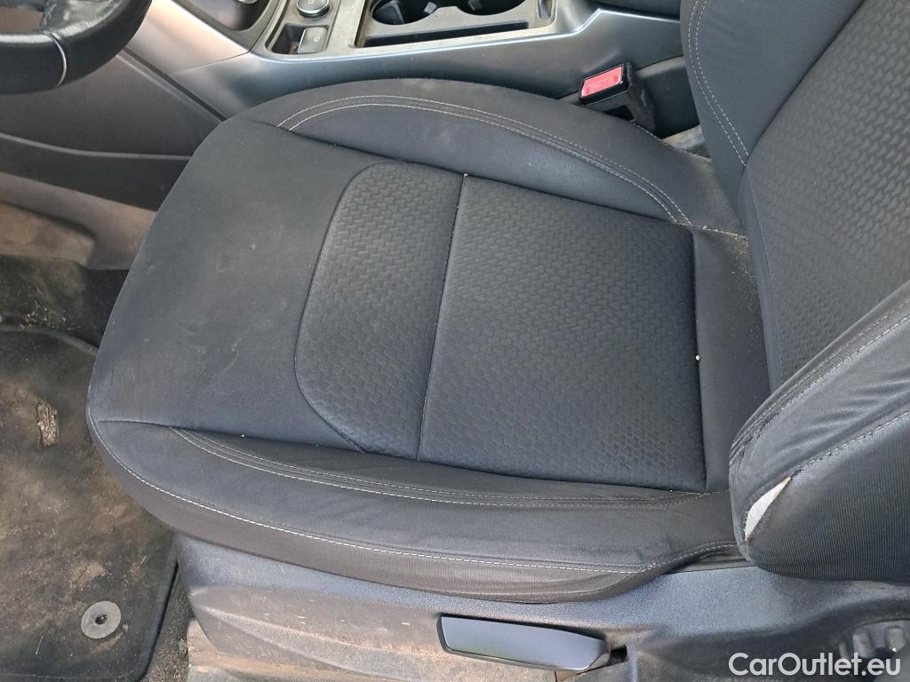  Ford  Kuga FORD  / 2016 / 5P / todoterreno 1.5 EcoBoost 88kW 4x2 Trend+ (CX) #19