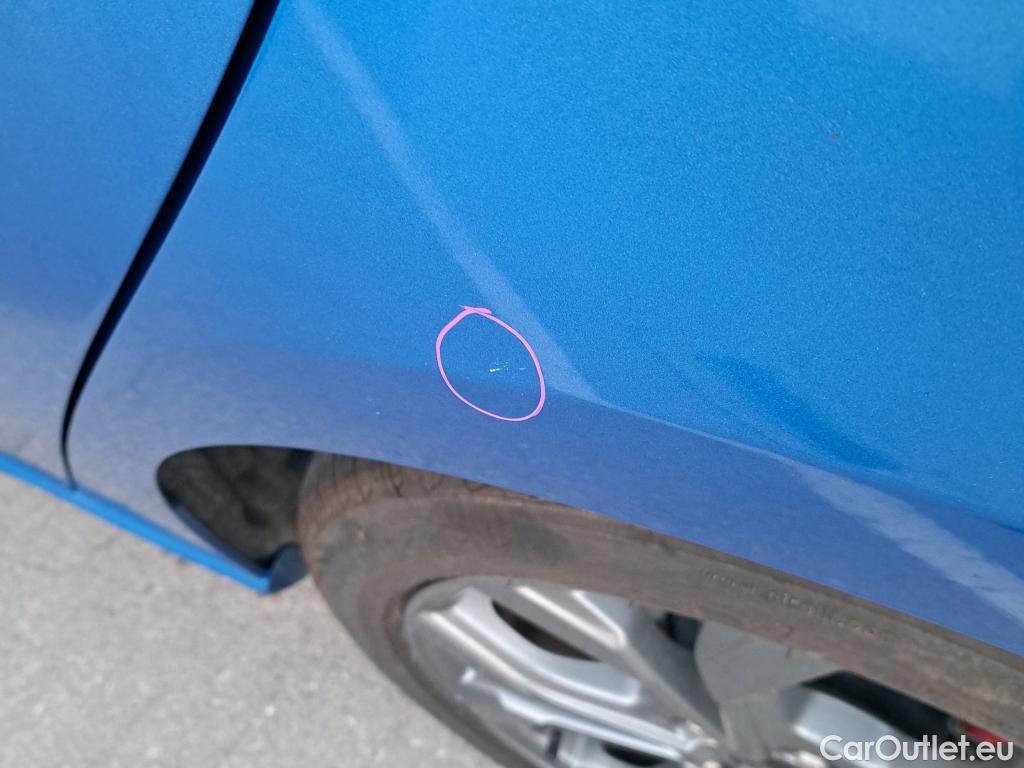  Ford  Focus FORD  / 2018 / 5P / berlina con portón 1.0 Ecoboost MHEV 92kW ST-Line Style SIP (AC2) #18