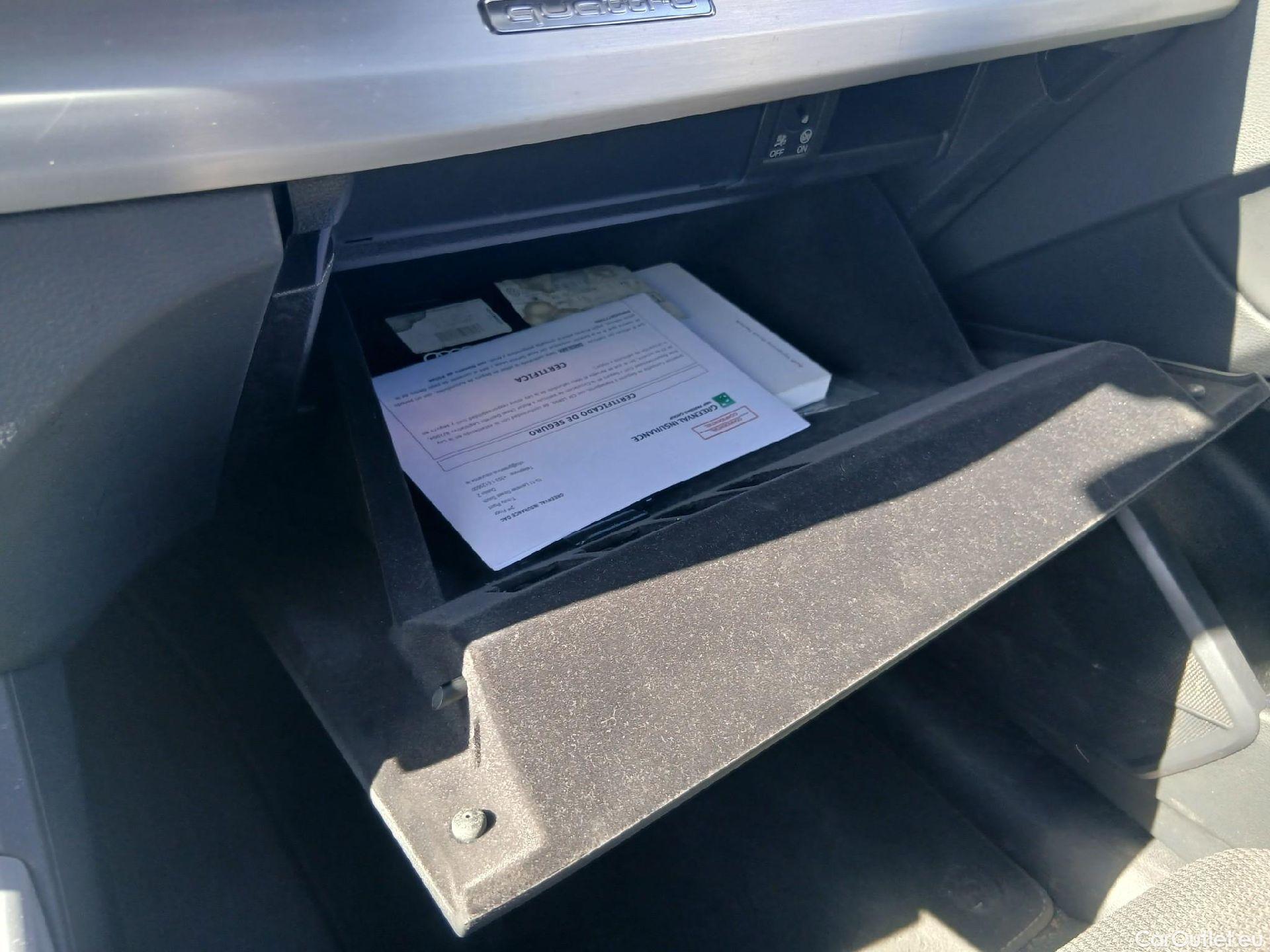  Audi  Q5 AUDI  / 2020 / 5P / todoterreno Genuine 40 TDI 150kW quattro-ultra #1