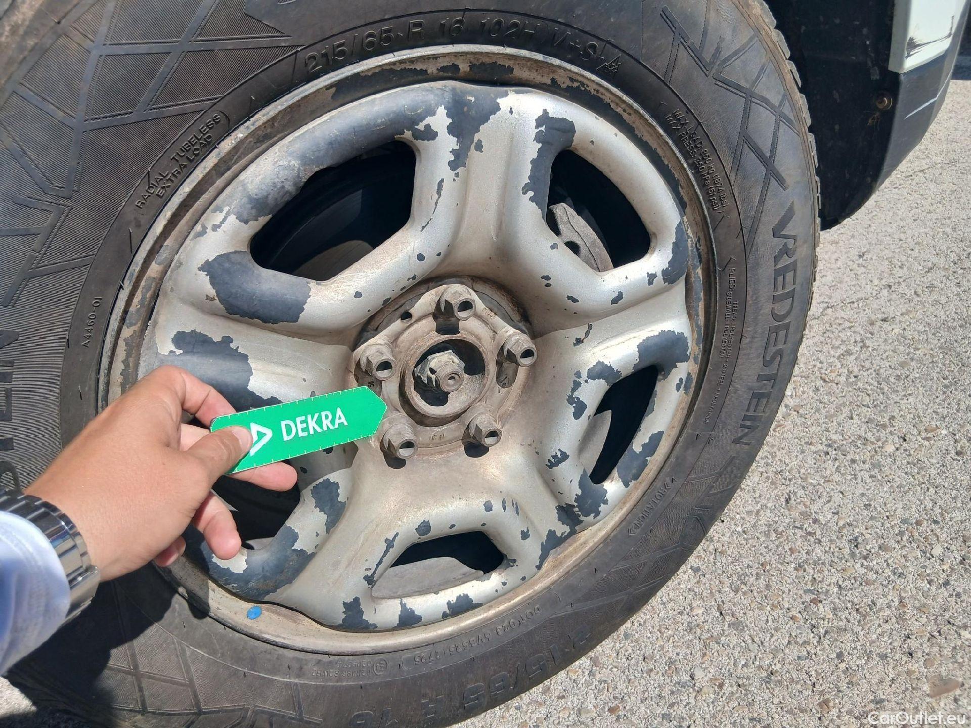  Dacia  Duster DACIA  / 2018 / 5P / todoterreno Comfort Blue dCi 85kW (115CV) 4X4 #51