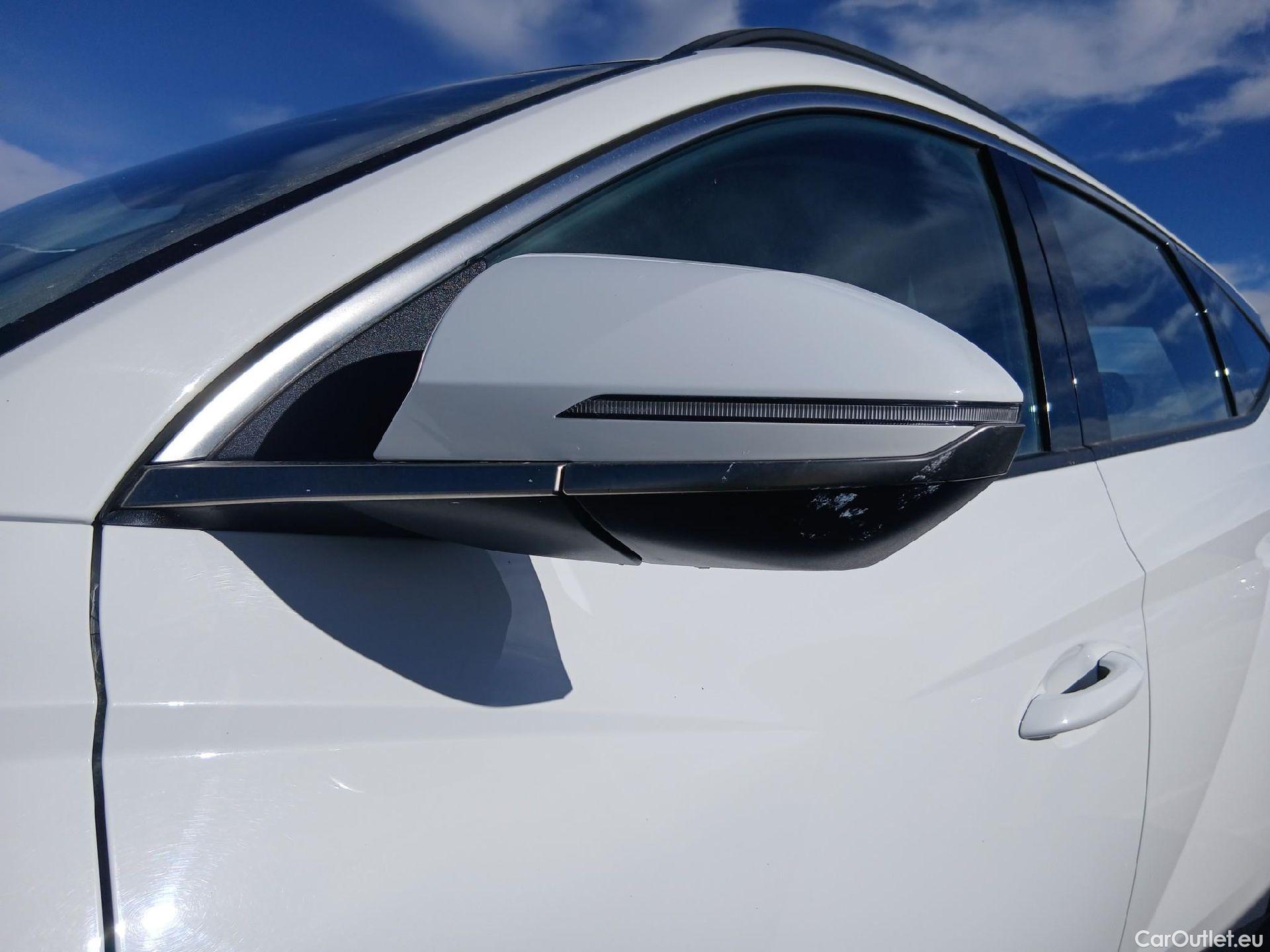  Hyundai  Tucson HYUNDAI  / 2020 / 5P / todoterreno 1.6 CRDI 100kW (136CV) 48V Maxx DCT 4x4 #18