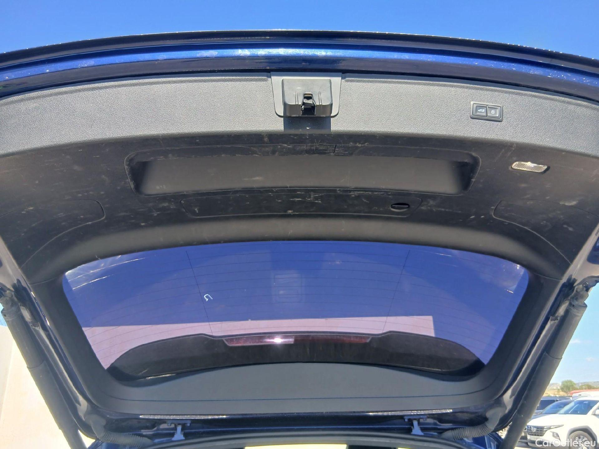  Audi  Q5 AUDI  / 2020 / 5P / todoterreno Genuine 40 TDI 150kW quattro-ultra #19